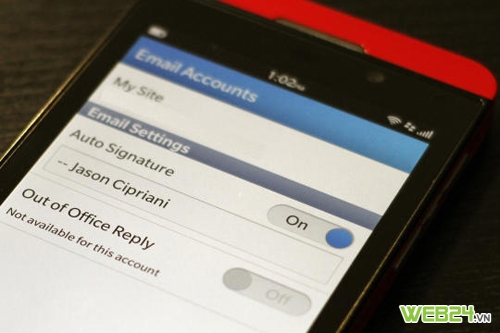 Cách thay đổi chữ ký email trên BlackBerry 10