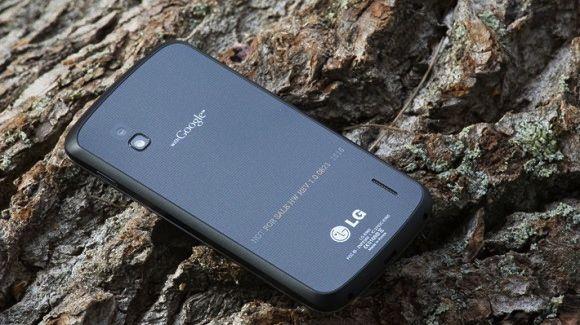 Nhân viên Google bỏ quên LG Nexus 4 tại một quán bar