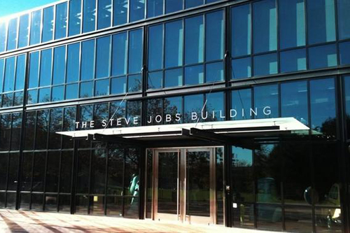 Tưởng nhớ Steve Jobs, Pixar đổi tên trụ sở