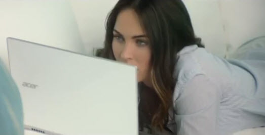 Diễn viên Megan Fox xinh đẹp quảng cáo Ultrabook Acer