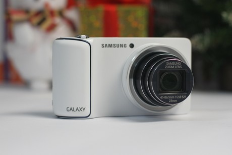 Galaxy Camera chính hãng sử dụng hệ điều hành Android 4.1 giá 12,5 triệu