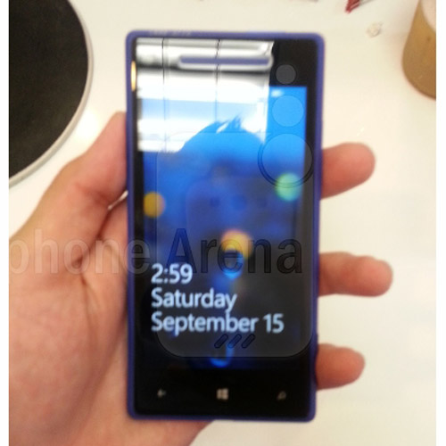 HTC Accord chạy Windows Phone 8 lộ diện