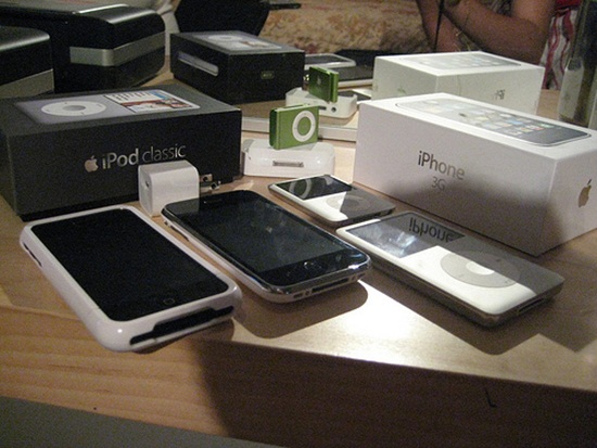 Apple, iPod Touch, iMessage, Game Center, iPad, iPhone, máy tính Mac, iOS